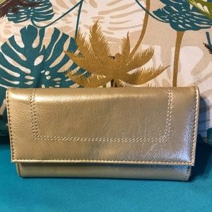 Womens Wallet/Clutch New In Pkg